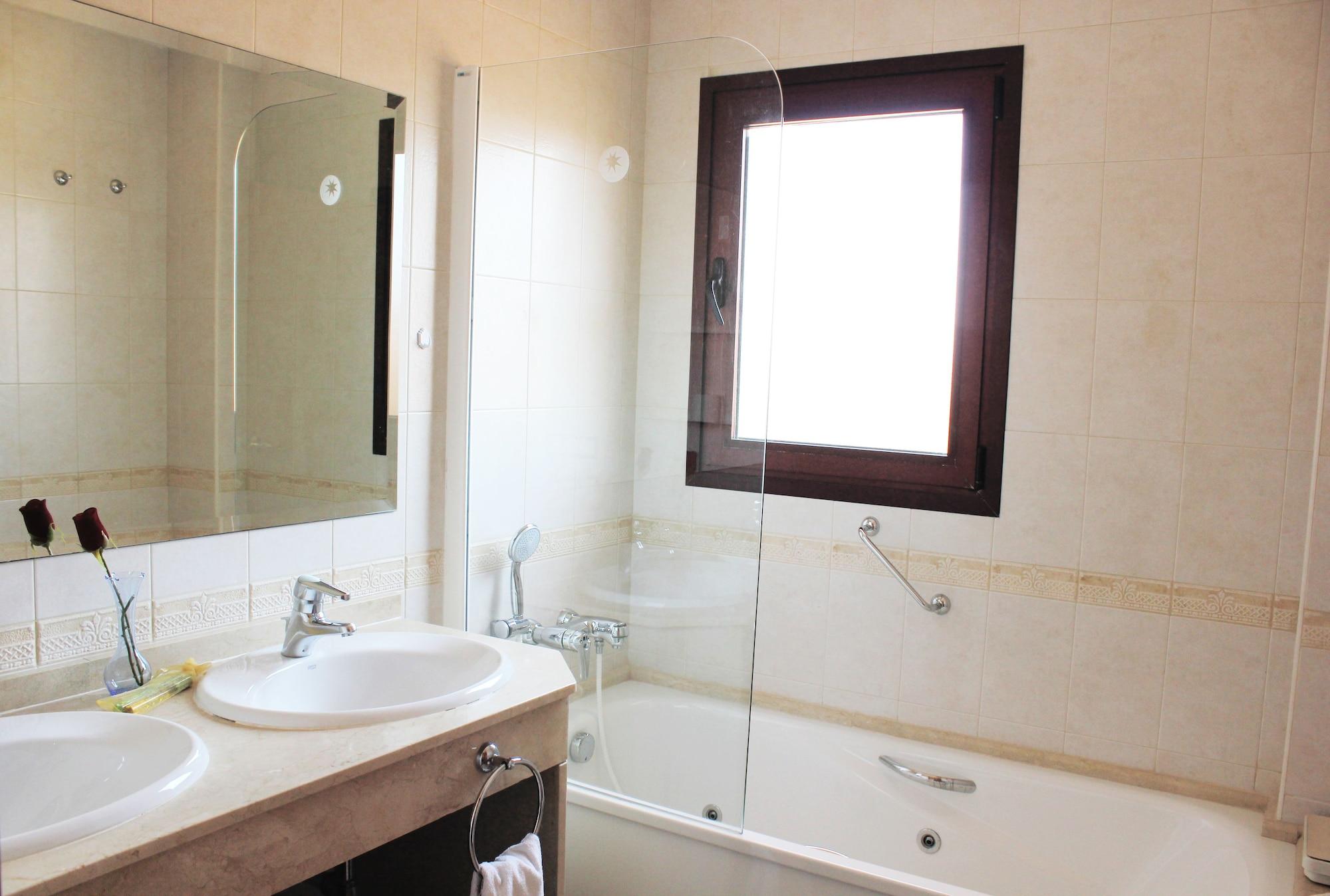 Apartamentos Albir Confort - Avenida III El Albir Luaran gambar
